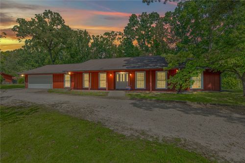 595 Morris Ln, West Union, SC, 29696-3712 | Card Image