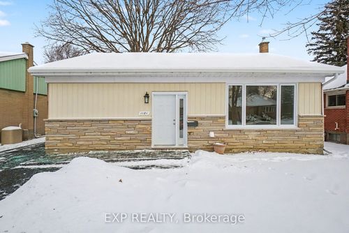 a-1181 Tara Drive, Belair Park - Copeland Park and Area, ON, K2C2H4 | Card Image