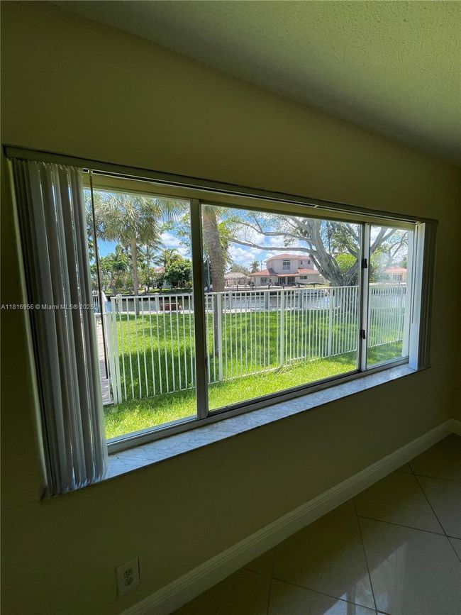 APT-3 - 251 Se 6 Th Ave, Condo with 1 bedrooms, 2 bathrooms and null parking in Pompano Beach FL | Image 17