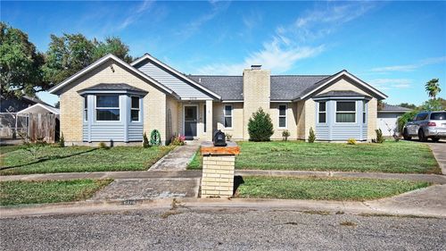6218 Durant Cir, Corpus Christi, TX, 78414-3016 | Card Image