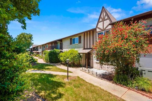 4-749 S Mollison Ave, El Cajon, CA, 92020-6549 | Card Image