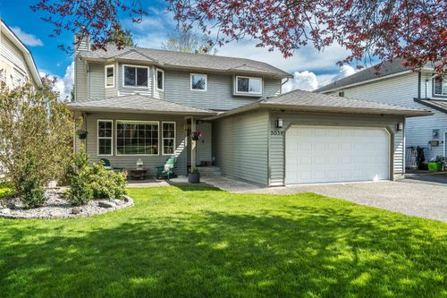 5054 207 St, Langley, BC, V3A7T8 | Card Image