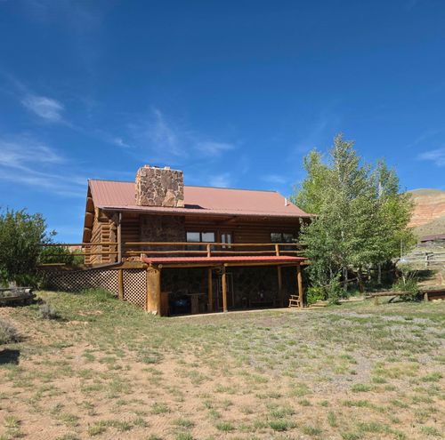 1404 Warm Springs Dr, Dubois, WY, 82513-9760 | Card Image