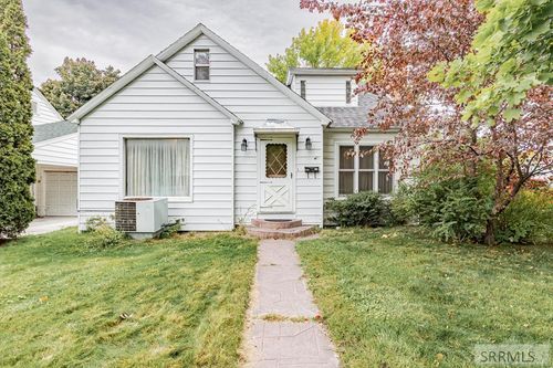 295 8th St, Idaho Falls, ID, 83401-4802 | Card Image