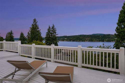 6242 E Mercer Way, Mercer Island, WA, 98040-5129 | Card Image