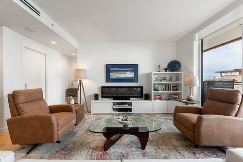 507-1439 George St, White Rock, BC, V4B0B9 | Card Image
