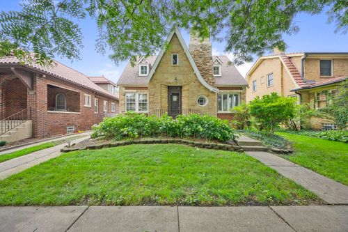 10505 Leavitt St, Chicago, IL, 60643-2521 | Card Image