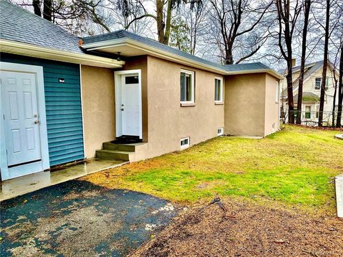 c-3435 Lexington Ave, Mohegan Lake, NY, 10547-1236 | Card Image