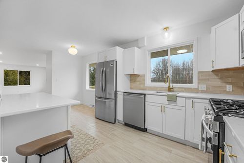 5260 Blair Town Hall Rd, Grawn, MI, 49637-9501 | Card Image