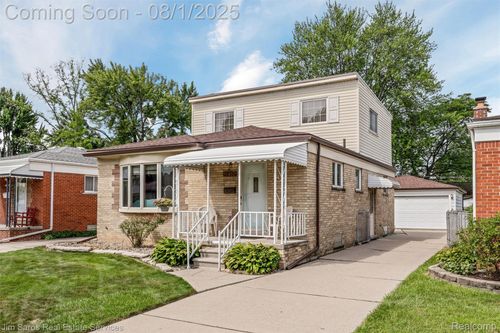 28301 Rockwood St, Saint Clair Shores, MI, 48081-3639 | Card Image