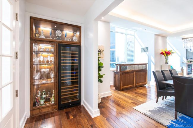 UNIT-1907 - 1891 Curtis St, Condo with 3 bedrooms, 4 bathrooms and 3 parking in Denver CO | Image 11