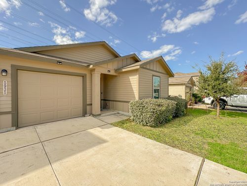 5935 Kendall Cv, San Antonio, TX, 78244 | Card Image