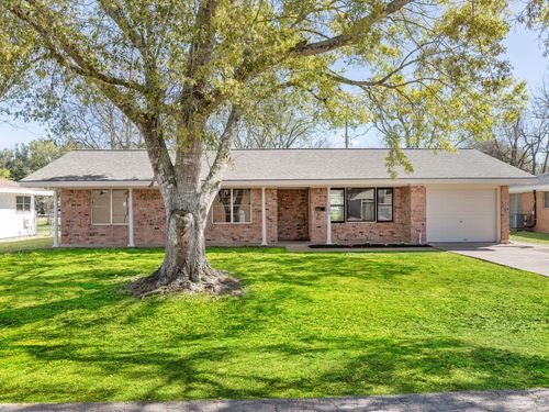 3200 3rd St, Bay City, TX, 77414-5502 | Card Image