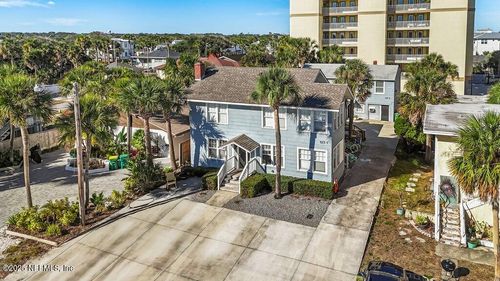 123 18th Ave N, Jacksonville Beach, FL, 32250-8427 | Card Image
