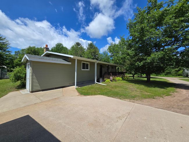 910 School Rd, House other with 3 bedrooms, 2 bathrooms and null parking in Tomahawk WI | Image 37