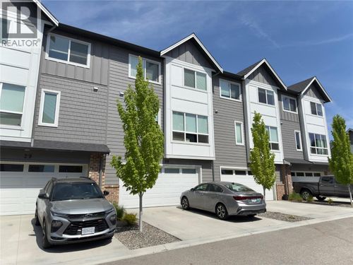 28-12075 Oceola Rd, Lake Country, BC, V4V1H1 | Card Image