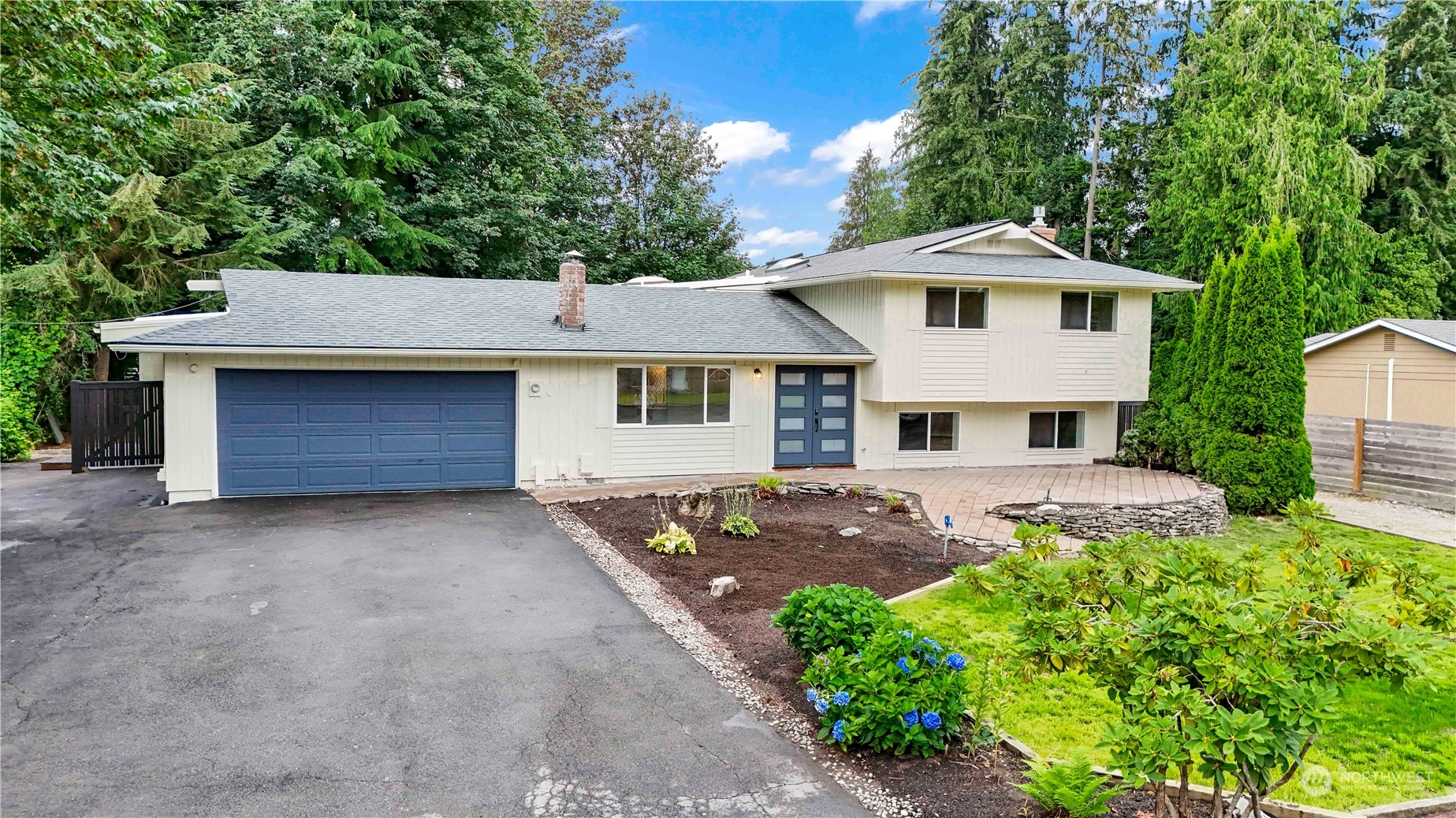 121st Dr, Arlington, WA 98223