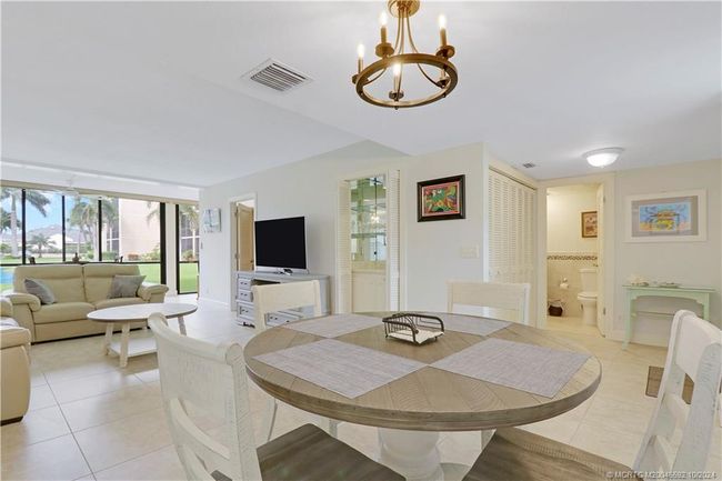 APT-103 - 3442 Ne Causeway Blvd, Condo with 2 bedrooms, 2 bathrooms and 1 parking in Jensen Beach FL | Image 4