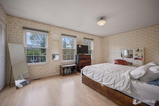 297 Constitution Cir, Townhouse with 3 bedrooms, 3 bathrooms and null parking in North Brunswick NJ | Image 11