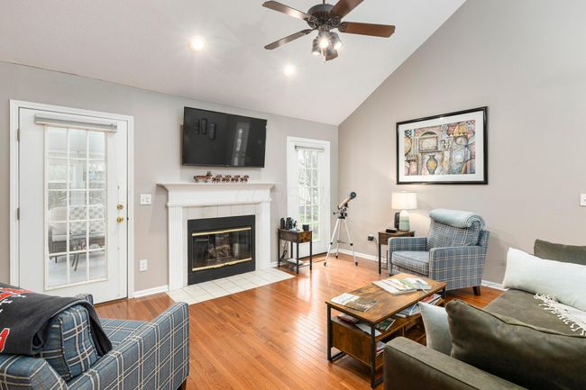 1448 Sedgefield Dr, Condo with 2 bedrooms, 3 bathrooms and null parking in New Albany OH | Image 5