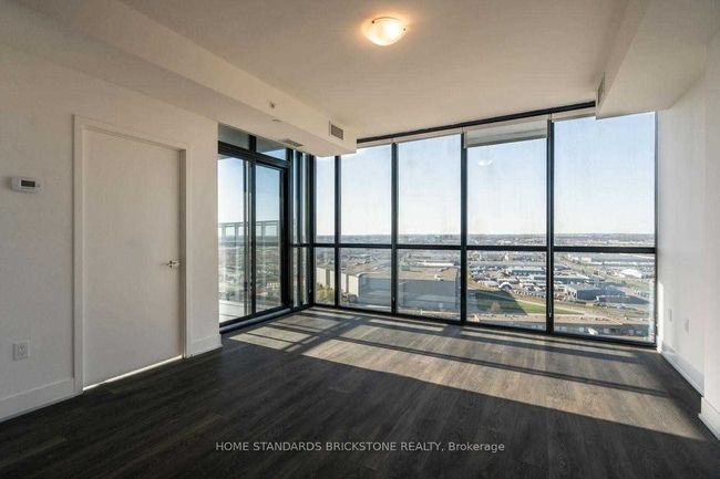 2107 - 2908 Highway 7, Condo with 2 bedrooms, 2 bathrooms and 1 parking in Vaughan ON | Image 4