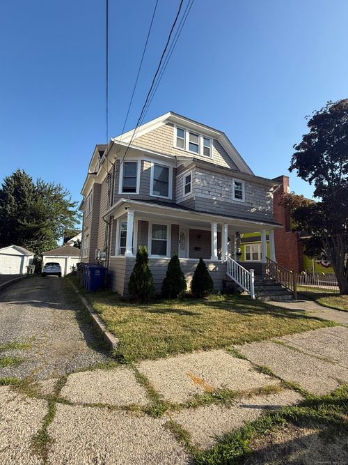fl-2nd-87 Manhattan Ave, Bridgeport, CT, 06606-4611 | Card Image