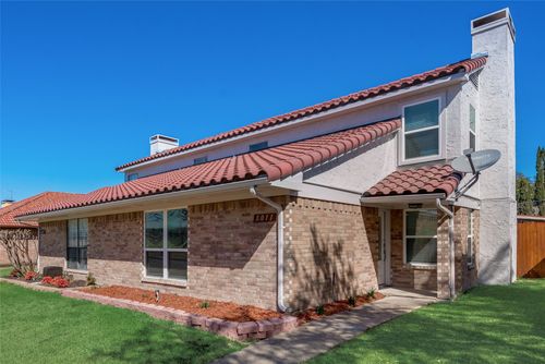 3011 Modella Ave, Dallas, TX, 75229-2430 | Card Image
