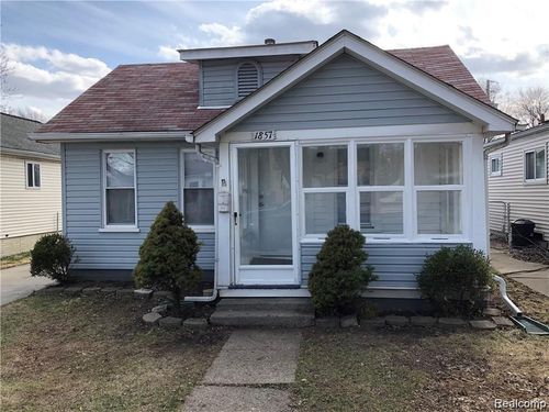 1857 Russell Ave, Lincoln Park, MI, 48146-1436 | Card Image