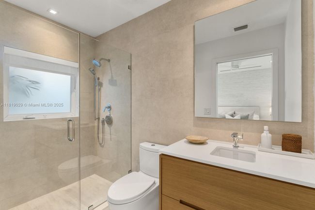 800 E Dilido Dr, House other with 3 bedrooms, 3 bathrooms and null parking in Miami Beach FL | Image 18