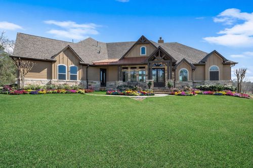 40 Stewart Rd, New Waverly, TX, 77358-4409 | Card Image