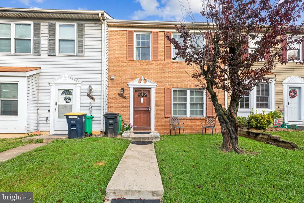 Cedarwood Ct, Hyattsville, MD 20785