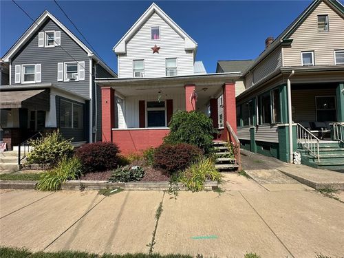 1131 6th Ave, Ford City, PA, 16226-1217 | Card Image