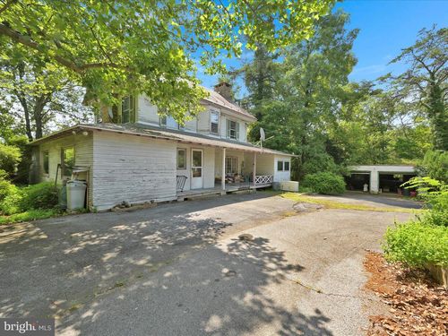 21 Blue Rocks Rd, LENHARTSVILLE, PA, 19534-9410 | Card Image