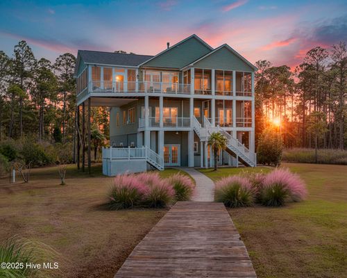 307 Paradox Point Dr, Aurora, NC, 27806-9326 | Card Image