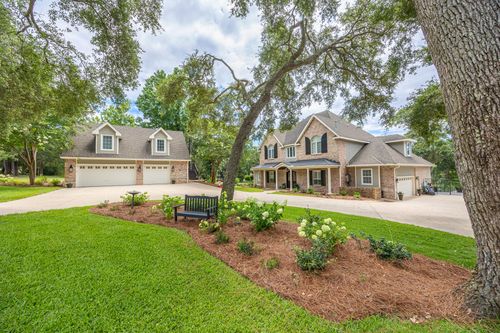 17 Poquito Rd, Shalimar, FL, 32579-1115 | Card Image