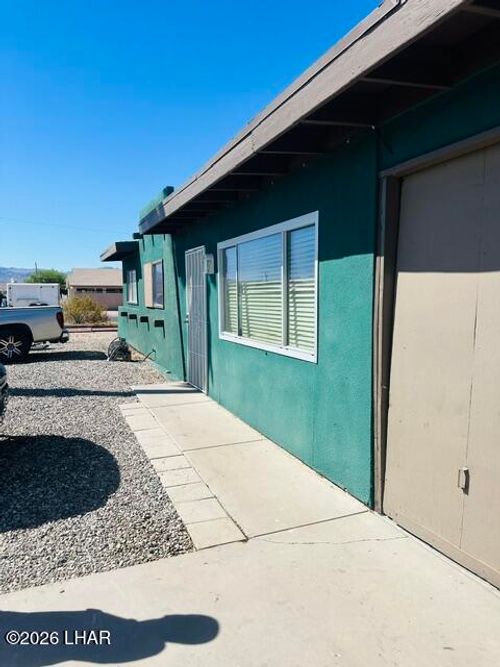 701 Geronimo Ave, Parker, AZ, 85344-5148 | Card Image