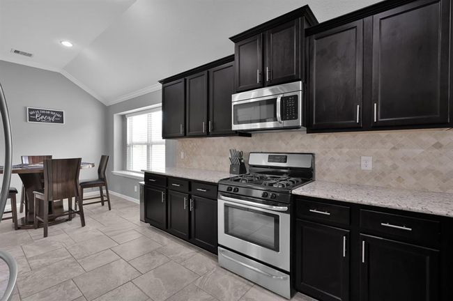 3921 Enchanted Timbers Ln, House other with 4 bedrooms, 2 bathrooms and 3 parking in Spring TX | Image 16