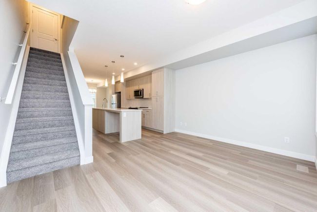 811 Sage Hill Grove Nw, Home with 3 bedrooms, 3 bathrooms and 2 parking in Calgary AB | Image 13