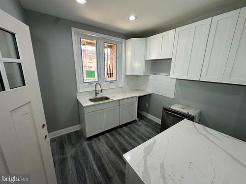 2420 N 33rd St, PHILADELPHIA, PA, 19132-2803 | Card Image
