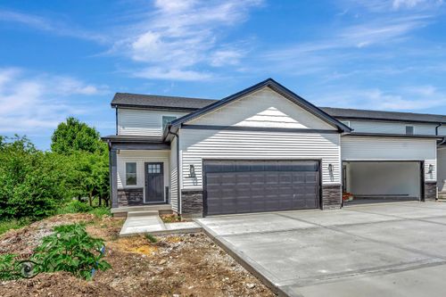 1317 Sioux Turn, Kankakee, IL, 60901-8114 | Card Image
