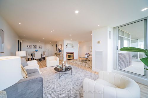1901-3151 Bridletowne Cir, Scarborough, ON, M1W2T1 | Card Image