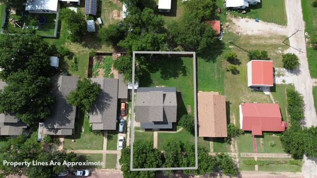 607 W 9 Th St, House other with 4 bedrooms, 3 bathrooms and null parking in Cisco TX | Image 37