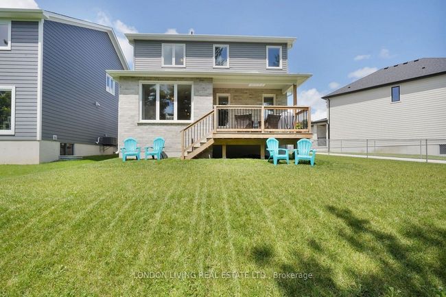 37 - 22701 Adelaide Rd, Condo with 4 bedrooms, 3 bathrooms and 2 parking in Mount Brydges ON | Image 37