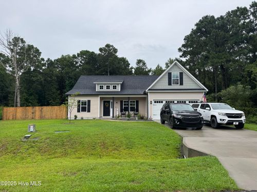 111 Cirrus Ct, Hampstead, NC, 28443-0709 | Card Image