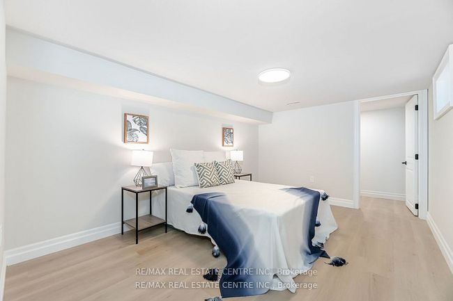 531 King St E, House other with 3 bedrooms, 2 bathrooms and 5 parking in Oshawa ON | Image 31