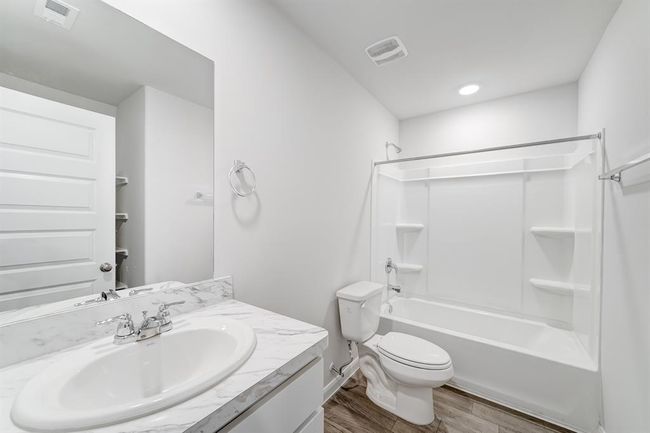 115 Pine Burr St, House other with 4 bedrooms, 2 bathrooms and 2 parking in Lufkin TX | Image 6