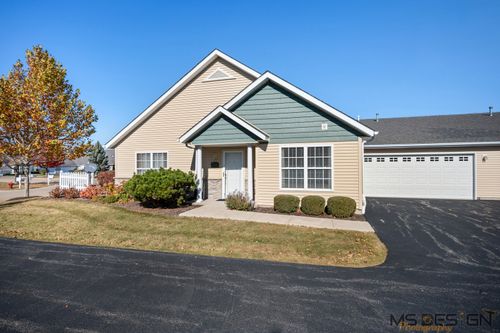 2126-2126 Waterbury Lane, Sycamore, IL, 60178 | Card Image