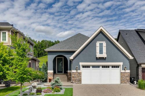 176 Cranbrook Dr Se, Calgary, AB, T3M2S7 | Card Image