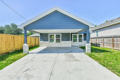 7929 Ritz St, Houston, TX, 77028-3305 | Card Image