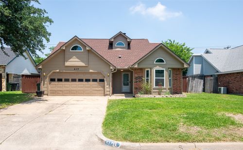 417 Red Coat Ln, Arlington, TX, 76002-2862 | Card Image